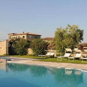 Relais Le Ginestre Farm stay
