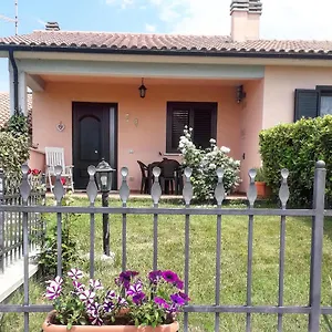 Ai Campi Da Golf Country house